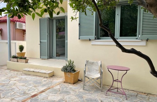 Kato Rodini Maison | Sea front house on the beach, Peloponnese