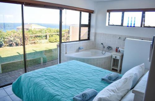 Boggoms Bay Appartement | Sea Gem with a stunning view