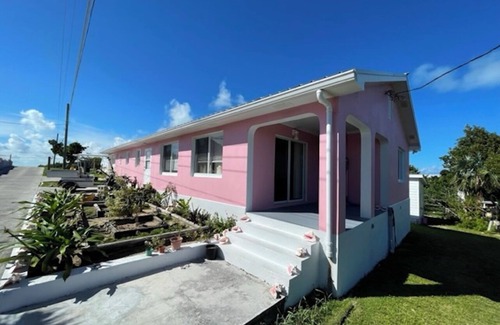 Man O War Cay Maison | Sea Hope Man O War Cay: Tropical Paradise Just Minutes Walk from the Beach!