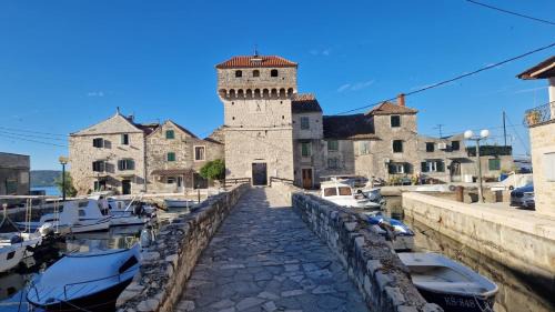 Kastel Gomilica Appartement | Sea House Kastilac