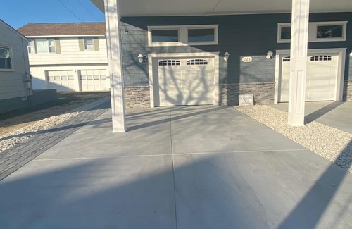 Townsend's Inlet Maison | SEA ISLE POOL - 6 Bedroom TownHouse with ELEVATOR/POOL in Townsends Inlet