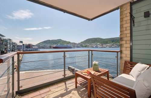 Bergen City Centre Appartement | Sea-kissed Elegance: Your Bergen City Retreat