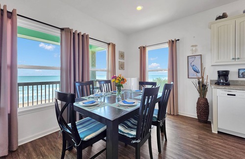 Gilchrist Maison | Sea Mist -2 bedrooms, 2 bathrooms, front row, sleeps 6.