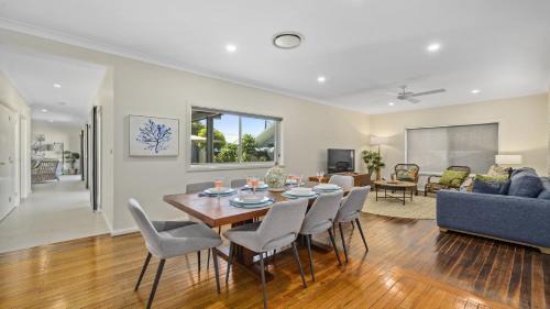 Sawtell Maison | Sea Pine Cottage - In the heart of Sawtell Village, Sleeps 6
