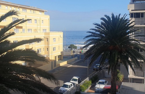 Fresnaye Appartement | Sea Point St.Johns Rd