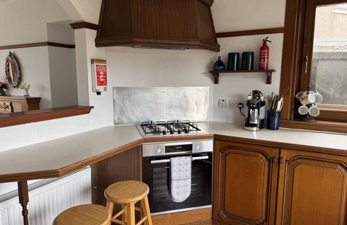 Methil Maison | Sea Road Retreat - Sleeps 6