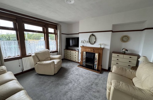 Methil Maison | Sea Road Retreat - Sleeps 6