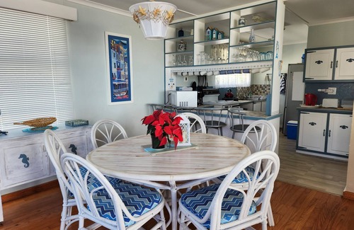 Great Brak River Appartement | SEA SIDE HOLIDAY 50 METERS FROM THE BEACH IN GARDEN ROUTE OF S A