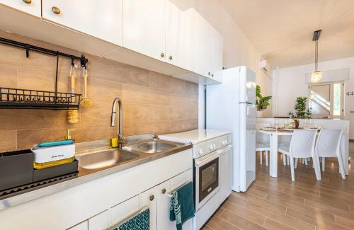 Posto Rosso Maison | Sea Spritz & Sun -Accesso Mare-Clima- Parcheggio