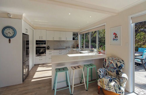 Atawhai Maison | Sea Tide Views - A Hidden Gem Just Minutes from the City!
