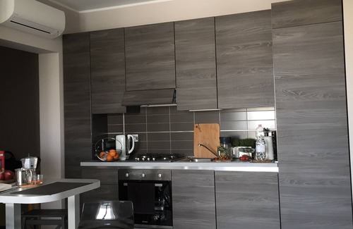 Roseto degli Abruzzi Copropriété | Sea View 1-bedroom condo with a balcony in Roseto degli Abruzzi with WiFi, AC