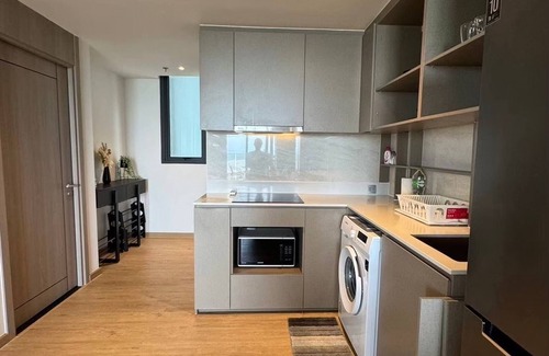 Pratumnak Hill Appartement | Appartement de luxe avec 2 chambres et vue sur la mer - Emplacement idéal