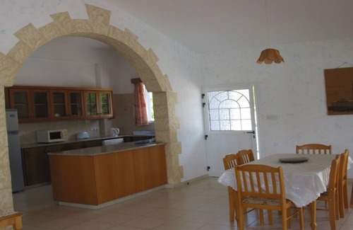 Pegeia Villa | Vue sur la mer, Bungalow, salle de bains, Coral Bay, accessible aux handicapés, privé