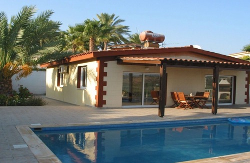 Pegeia Villa | Vue sur la mer, Bungalow, salle de bains, Coral Bay, accessible aux handicapés, privé