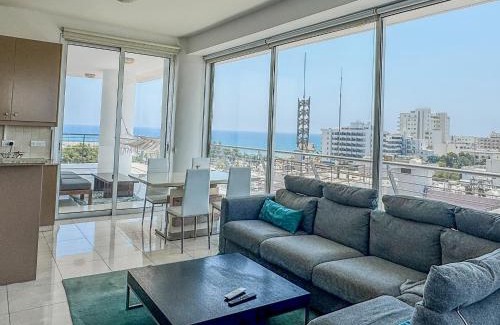 Larnaca Appartement | Sea View City Beach Apartment