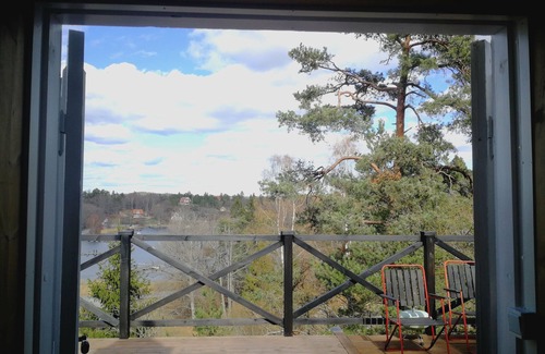 Tyreso O Maison | Cottage vue mer haut dans les arbres