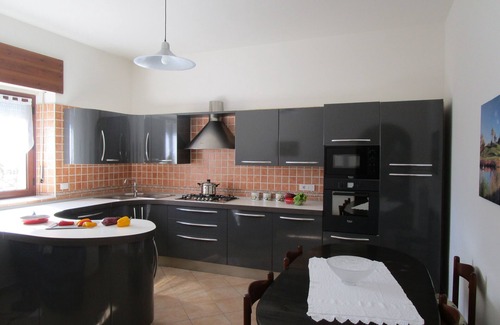 San Teodoro Maison | Vue sur la mer villa avec jardin, ferme.