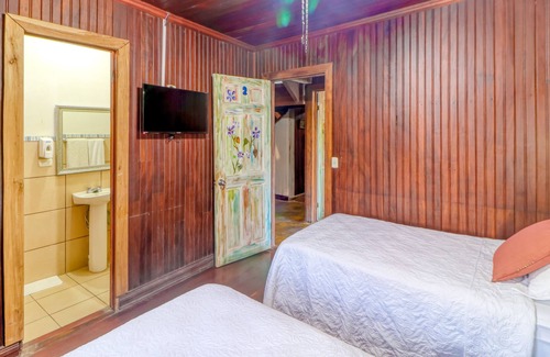 La Cruz Maison | Sea-view escape in family hotel with amazing views, fast WiFi, & dining on-site
