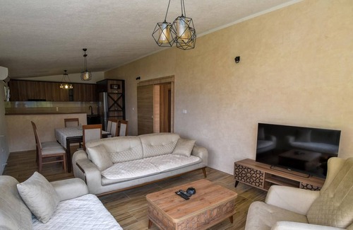 Skaljari Appartement | Sea View Flat w Terrace in Kotor, 8 min to Beach