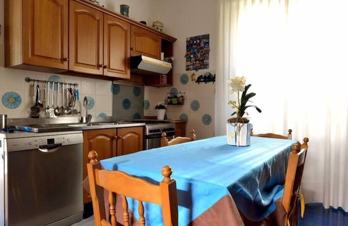 Imperia Villa | Villa Sole avec belle vue sur la mer, Wi-Fi et parking privé