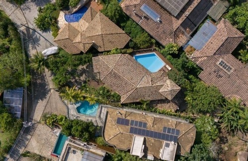 Sao Pedro Maison | VUE MER, PISCINE PRIVÉE, BARBECUE, 15 PERSONNES, ESTIM ENFANT / ANIMAL