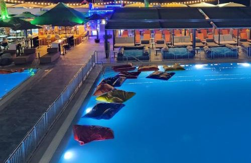 Salamis Appartement | Sea View Serenity Βeachfront & Pool 108