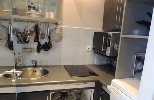 Vallauris Appartement | STUDIO VUE MER 35m2 - PARKING PRIVE - PISCINE TENNIS - PARC - RESIDENCE STANDING