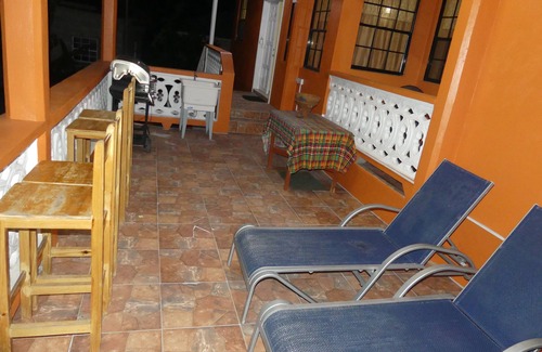Laborie Appartement | Sea View Studio Apartment 1 Minute Away From the Beach