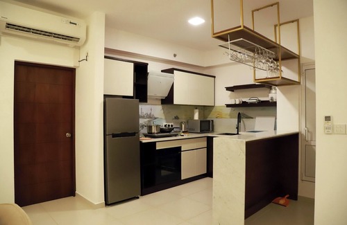 Hendala Appartement | Sea View Sunset Beach luxury Residences Colombo