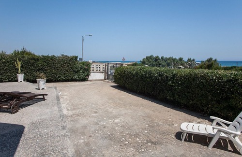 Torre Specchia Ruggeri Villa | Sea view villa Torre Specchia Ruggeri beach m552