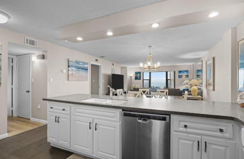 Indian Beach Maison | Seabatical-oceanfront -pools ,hot Tub, Sauna #203