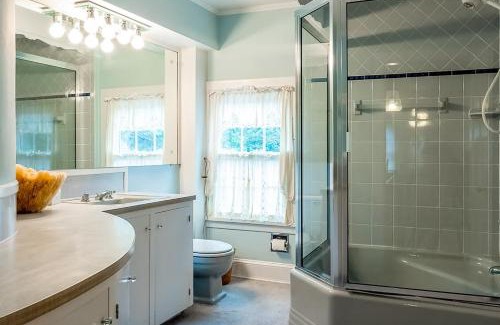 Camden Maison | Seabreeze Manor