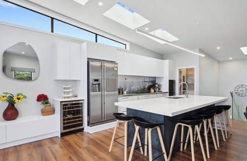 Raumati South Maison | Seabreeze Retreat - Paraparaumu Holiday Home