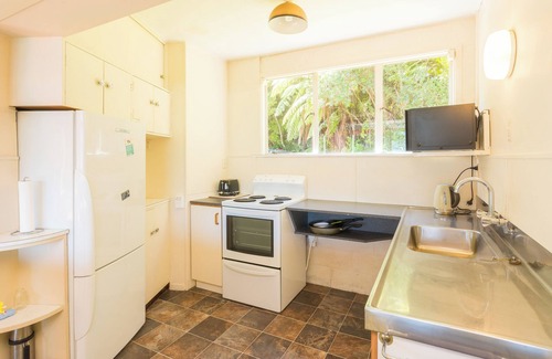 Mahau Sound Maison | Seabreeze Stay - Kenepuru Sound Holiday Home