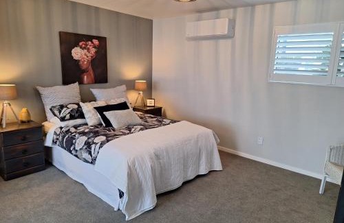 Papamoa Beach Maison | Seabreeze Studio