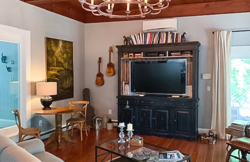 Hampton Falls Maison | Seacoast home with private pool, sunroom, patio, grill, firepit, & fireplace