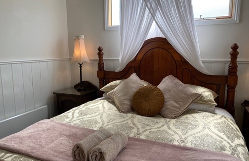 Sugarloaf Maison | Seacroft Studio - Self Contained Apartment With Stunning Ocean Views