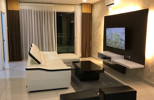 Downtown George Town Appartement | Condo de luxe confortable à front de mer