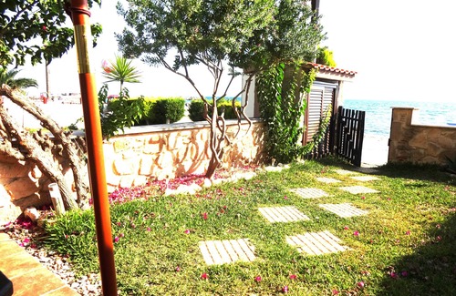 Halkidiki Maison | Seafront family beach house