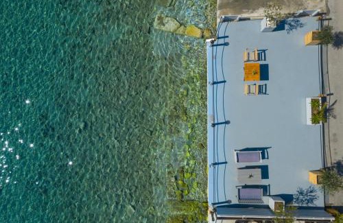 Kato Gatzea Maison | Seafront Karma Luxury - An Escape From Reality