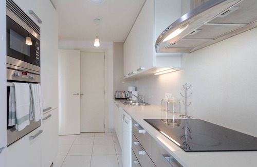 Diagonal Mar i el Front Maritim del Poblenou Appartement | Seafront luxe with terrace and pool II