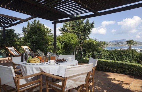 Varkiza Villa | VILLA FRONT DE MER À ATHENES RIVIERA