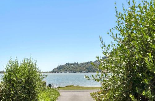 Tairua Appartement | Seagrass Studio Guesthouse - By the Beach