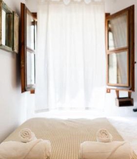 Tossa de Mar Appartement | SeaHomes Vacations - Centric Apt 100m Beach and PKG