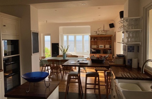 Mousehole Villa | «Comme être sur une île» Vue sur la mer de rêve, jardin clos, accès à la mer, 4-12