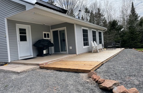 Naufrage Cottage | Seal River Oasis with Beach Access