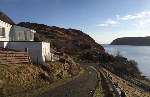 Lewis and Harris Maison | Sealoch Cottage