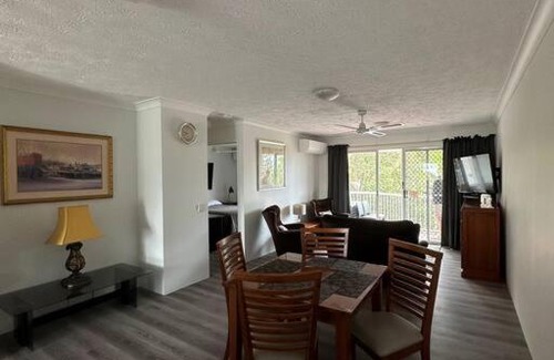 Palm Beach Appartement | Seamist Palms - Hosted by Burleigh Letting