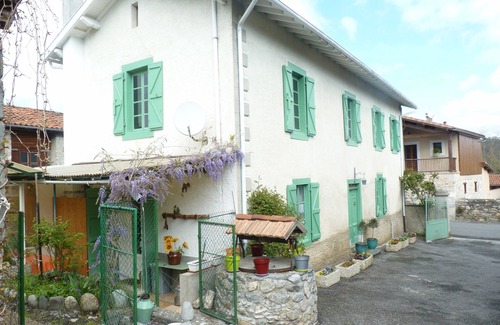Saint-Bertrand-de-Comminges Maison | Location Saisonniere Maison Village