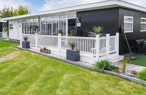 Chapel Saint Leonards Maison | Seascape Lodge